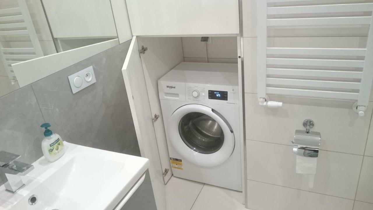 Apartament Debowiec Lägenhet Bielsko-Biała Exteriör bild