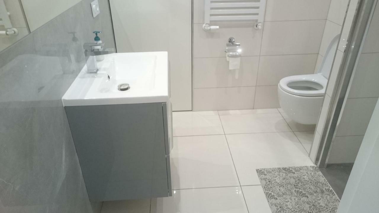 Apartament Debowiec Lägenhet Bielsko-Biała Exteriör bild