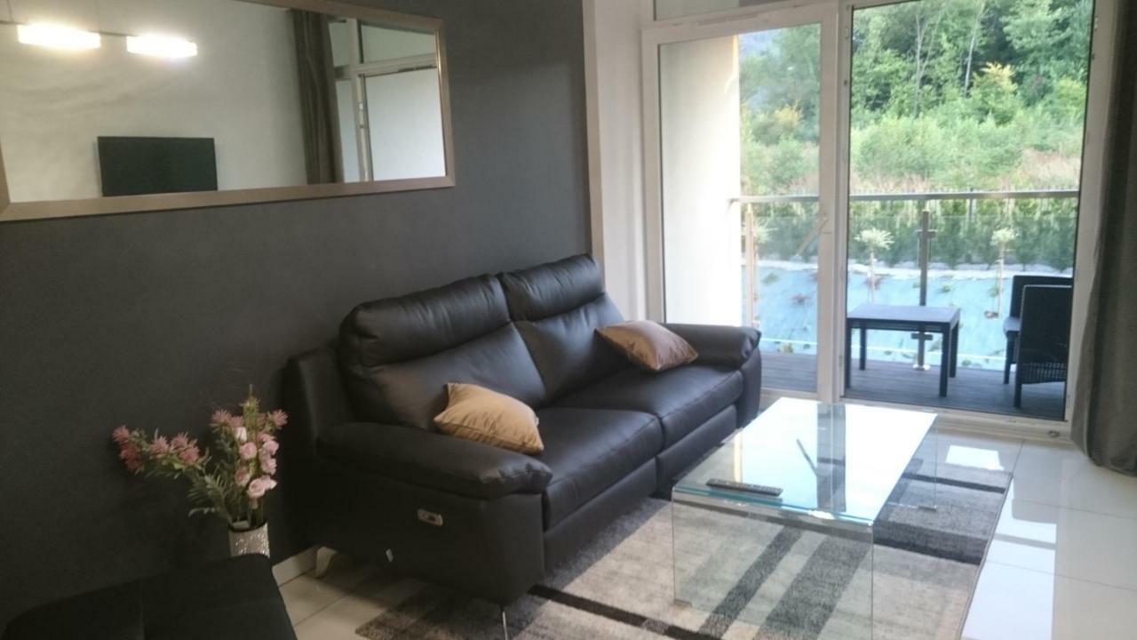 Apartament Debowiec Lägenhet Bielsko-Biała Exteriör bild